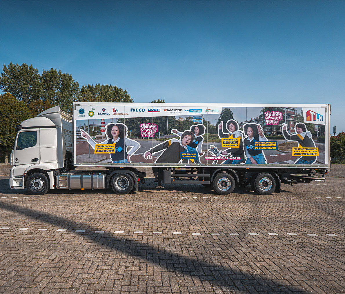 Veilig op Weg! Blijf uit de dode hoek