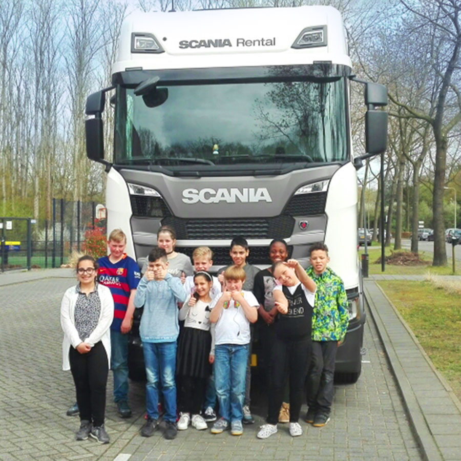Veilig op Weg! Blijf uit de dode hoek