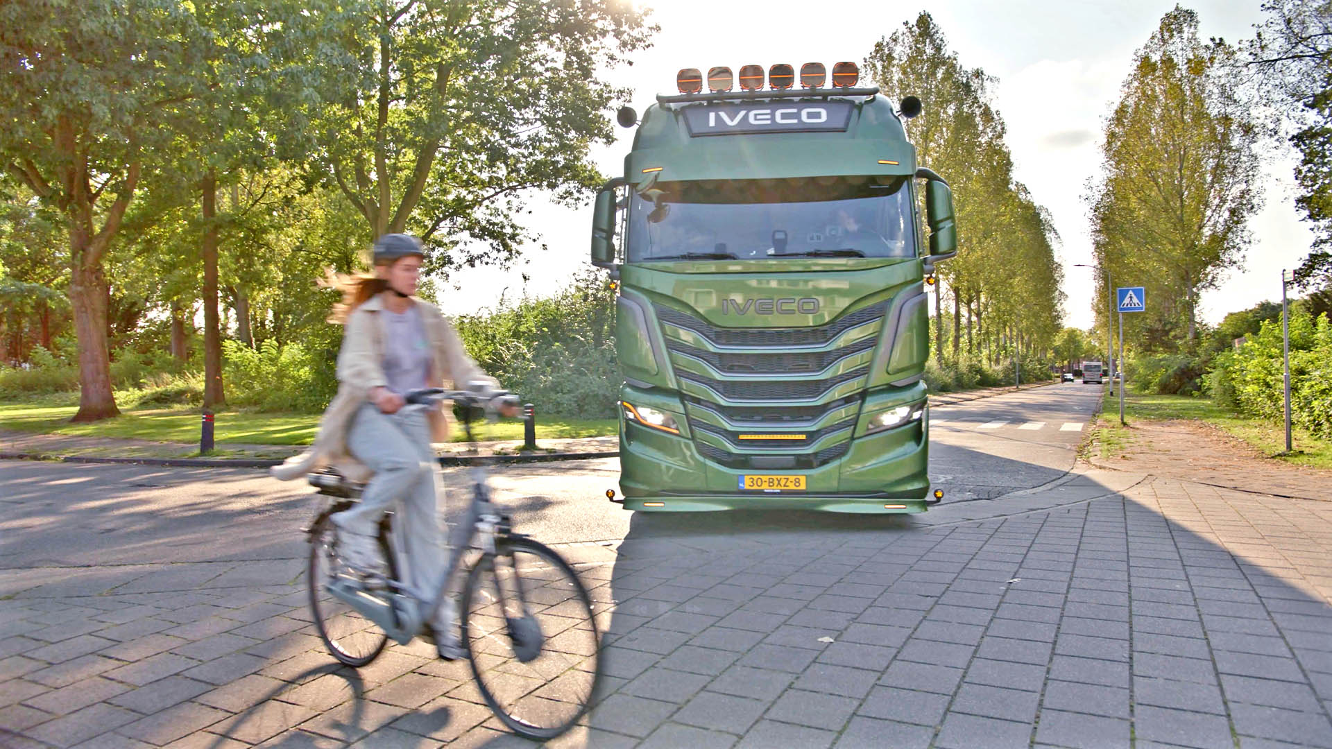 Verkeersles Veilig op Weg! Blijf uit de dode hoek