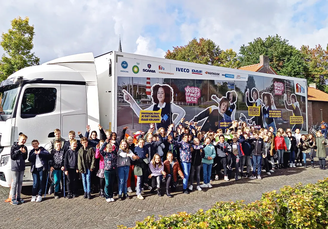 Veilig op Weg! Blijf uit de dode hoek