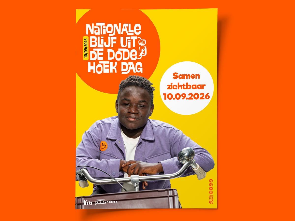 Voorbeeld van de A2 poster met een jongen voor de Dode Hoek Dag 2026